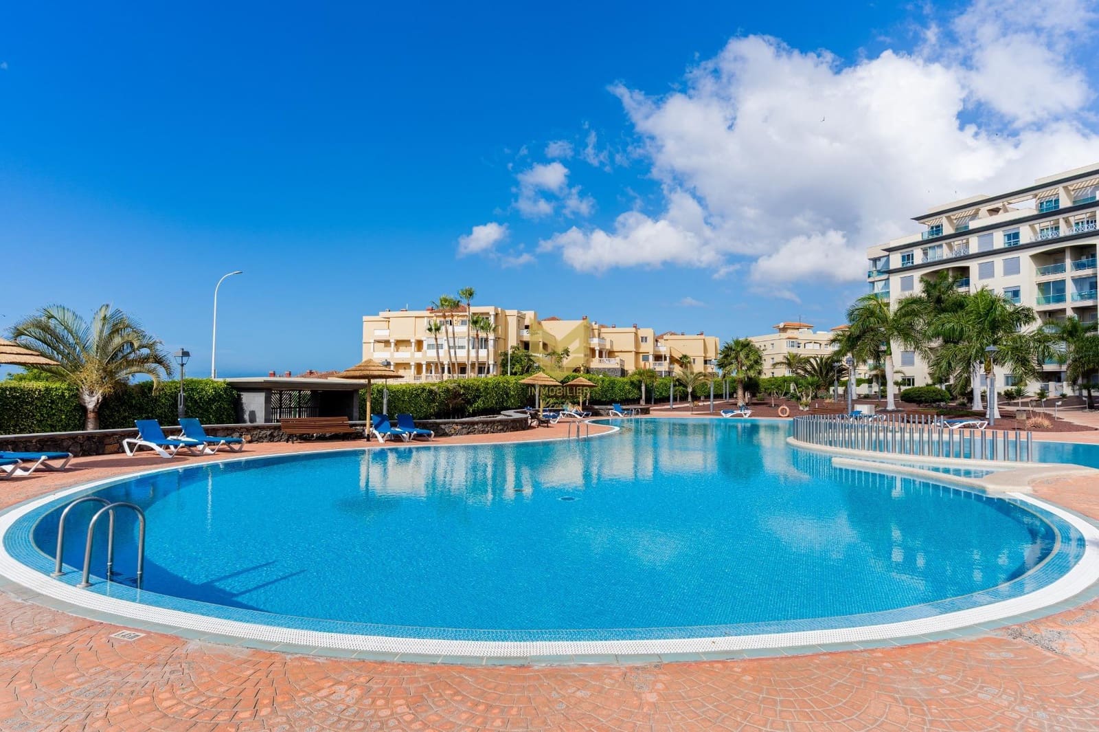 3 bedroom Penthouse for sale in San Miguel de Abona with pool - € 470,000 (Ref: 9833831)