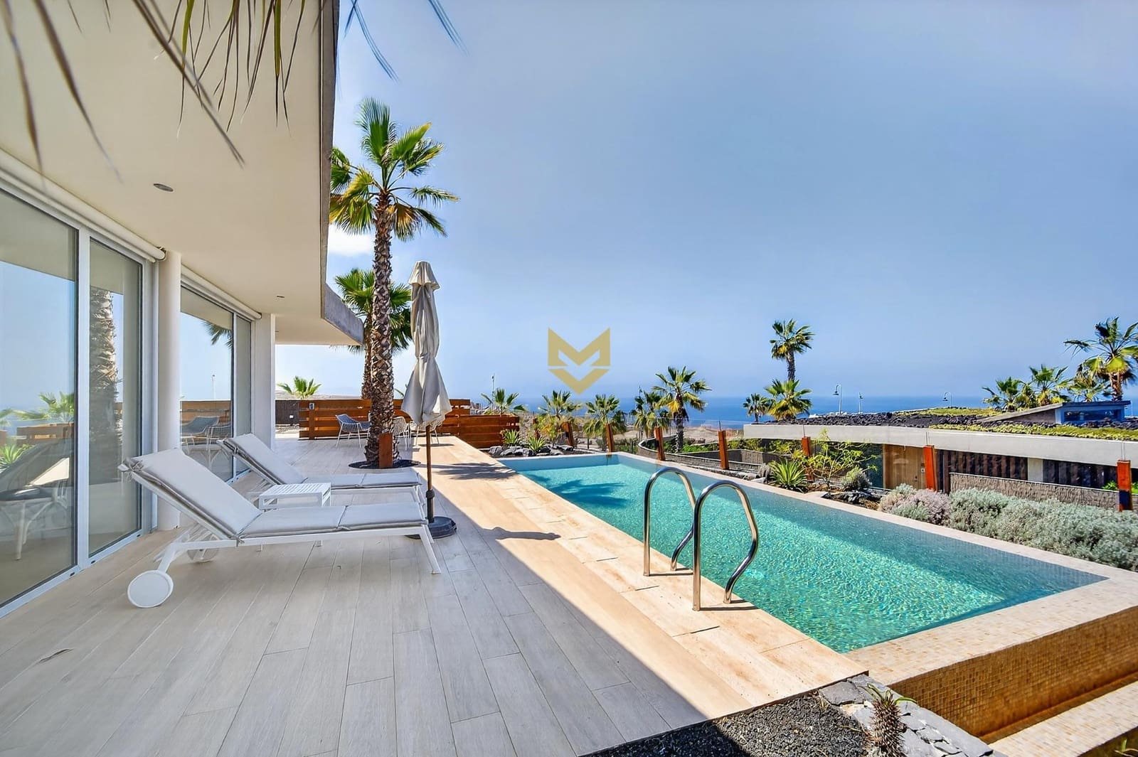 3 soverom Villa til salgs i Guia de Isora med garasje - € 1 850 000 (Ref: 9862011)