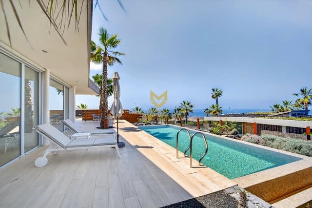3 soverom Villa til salgs i Guía de Isora med garasje - € 1 850 000 (Ref: 9862011)