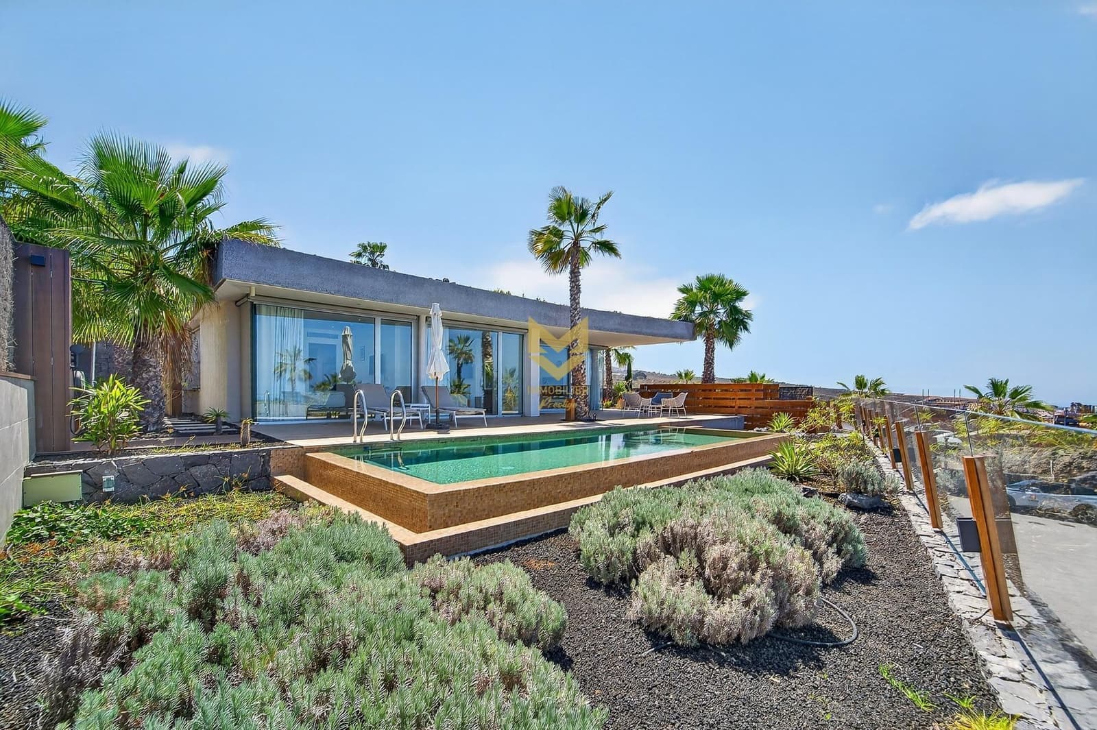 3 soverom Villa til salgs i Guia de Isora med garasje - € 1 850 000 (Ref: 9862011)