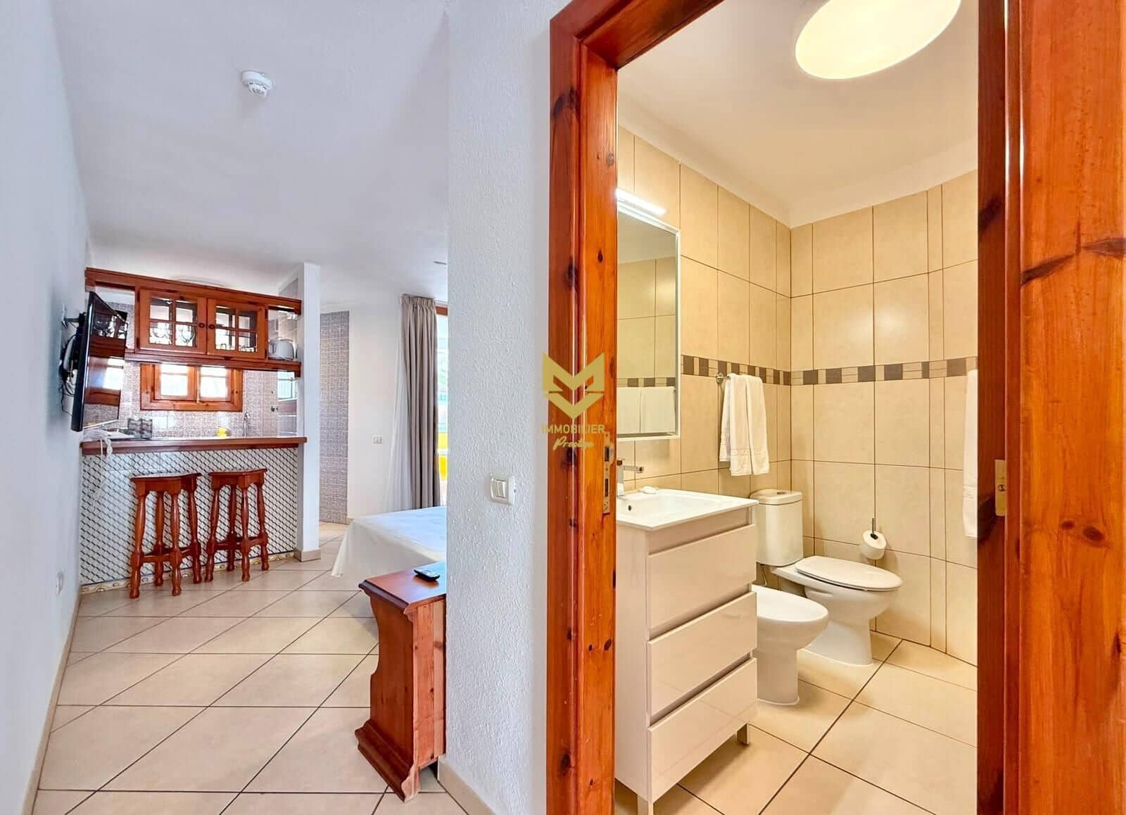 1 slaapkamer Studio te koop in Playa de las Americas met zwembad - € 380.000 (Ref: 9892511)