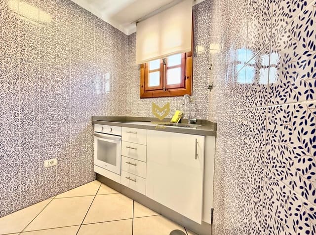 1 soverom Studio til salgs i Playa de las Americas, Arona med svømmebasseng - € 380 000 (Ref: 9892511)
