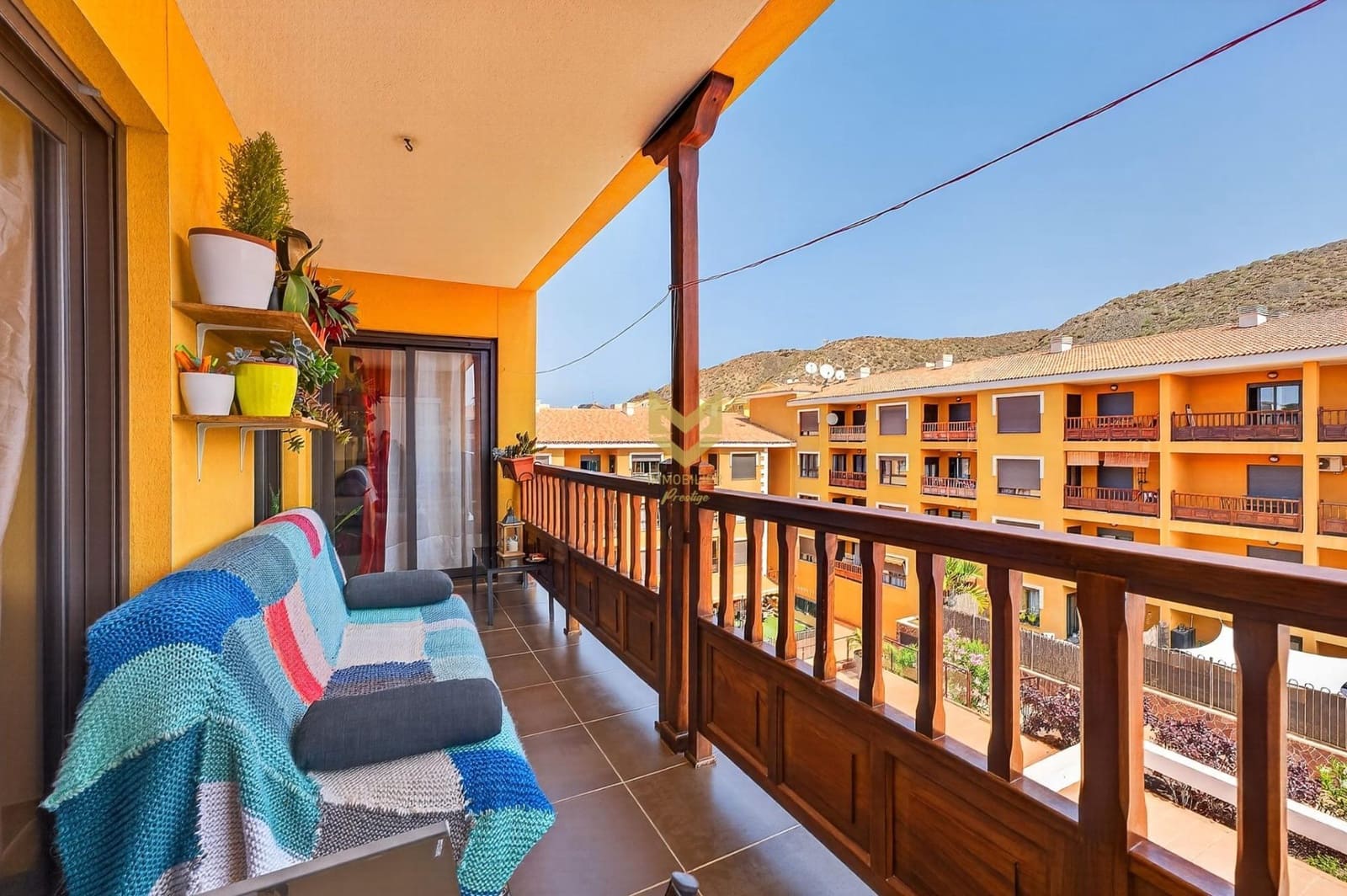 Apartamento de 2 habitaciones en Palm-Mar en venta con piscina - 351.000 € (Ref: 9904144)