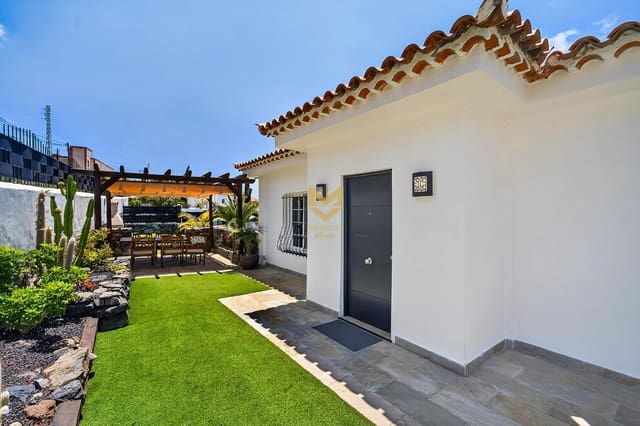 3 sovrum Villa till salu i Las Moraditas, Adeje med pool - 890 000 € (Ref: 9915997)