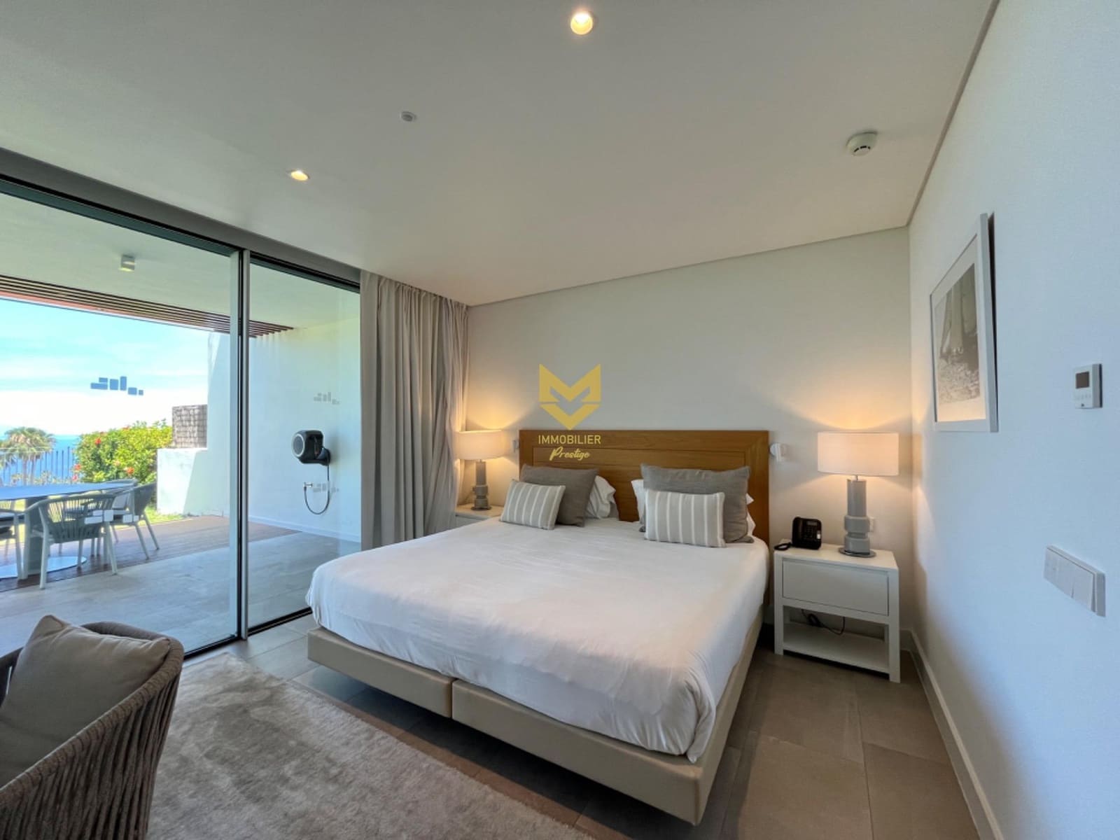 2 bedroom Apartment for sale in Guia de Isora - € 980,000 (Ref: 9934350)