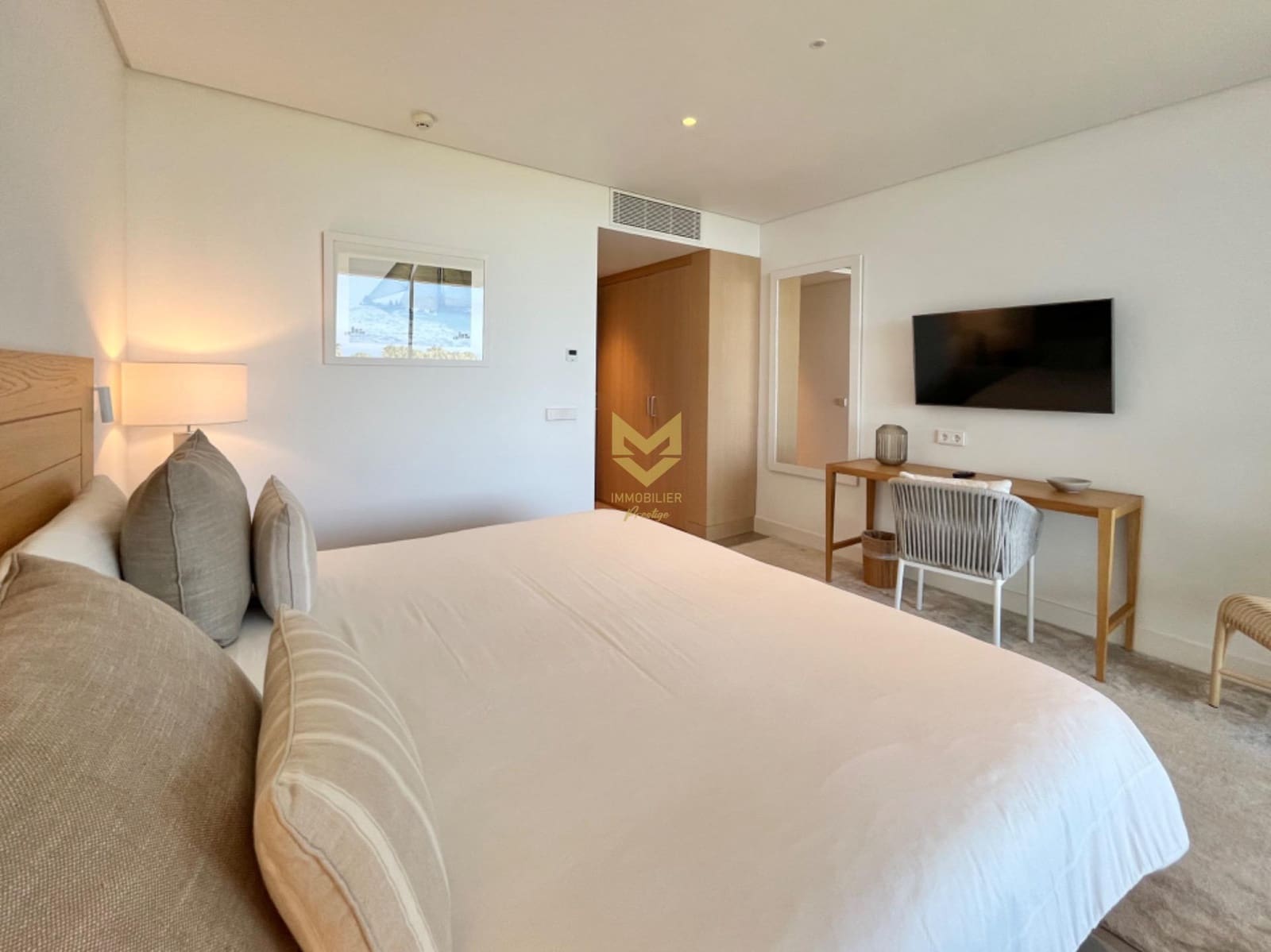 2 bedroom Apartment for sale in Guia de Isora - € 980,000 (Ref: 9934350)