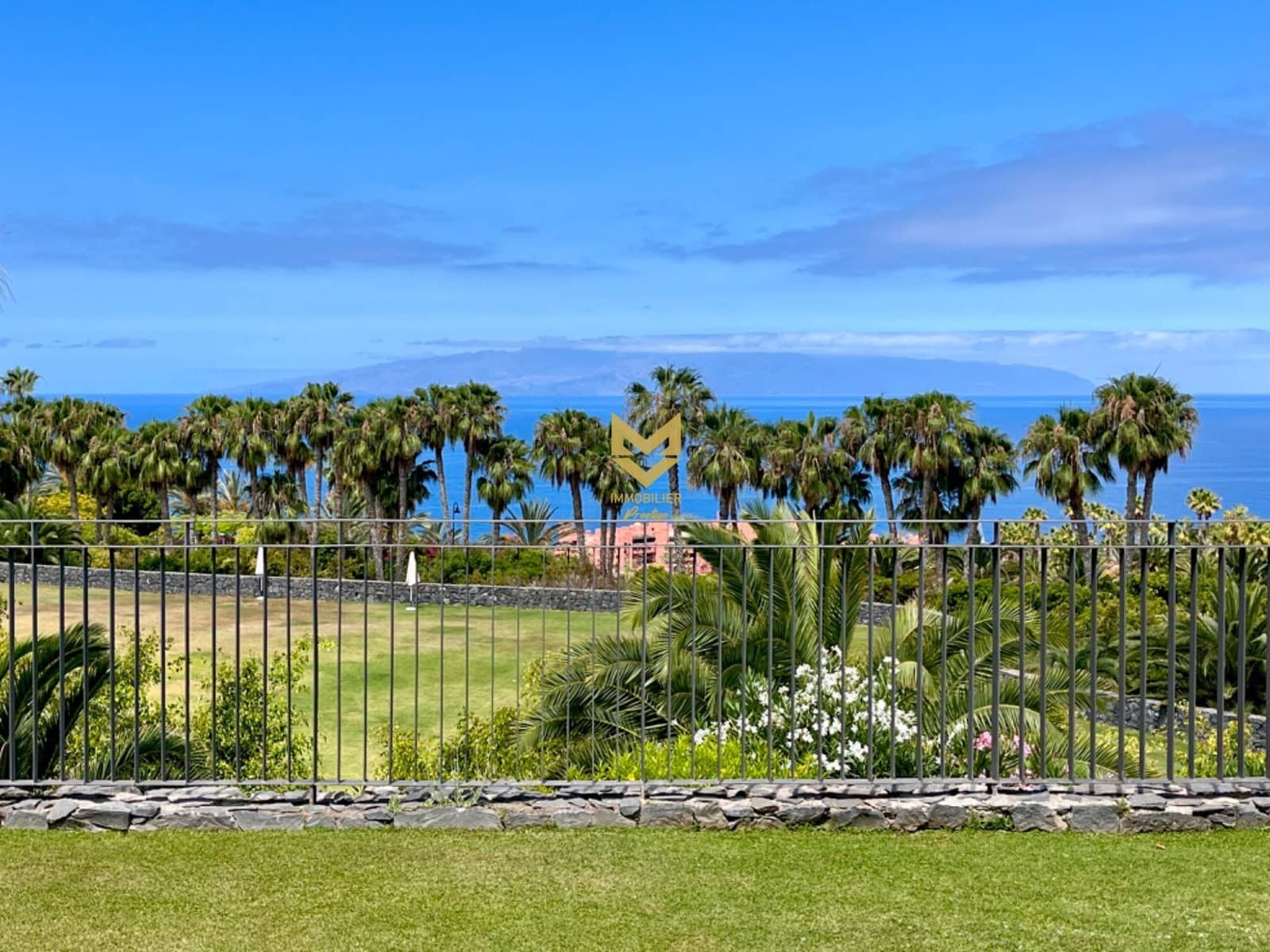 2 bedroom Apartment for sale in Guia de Isora - € 980,000 (Ref: 9934350)