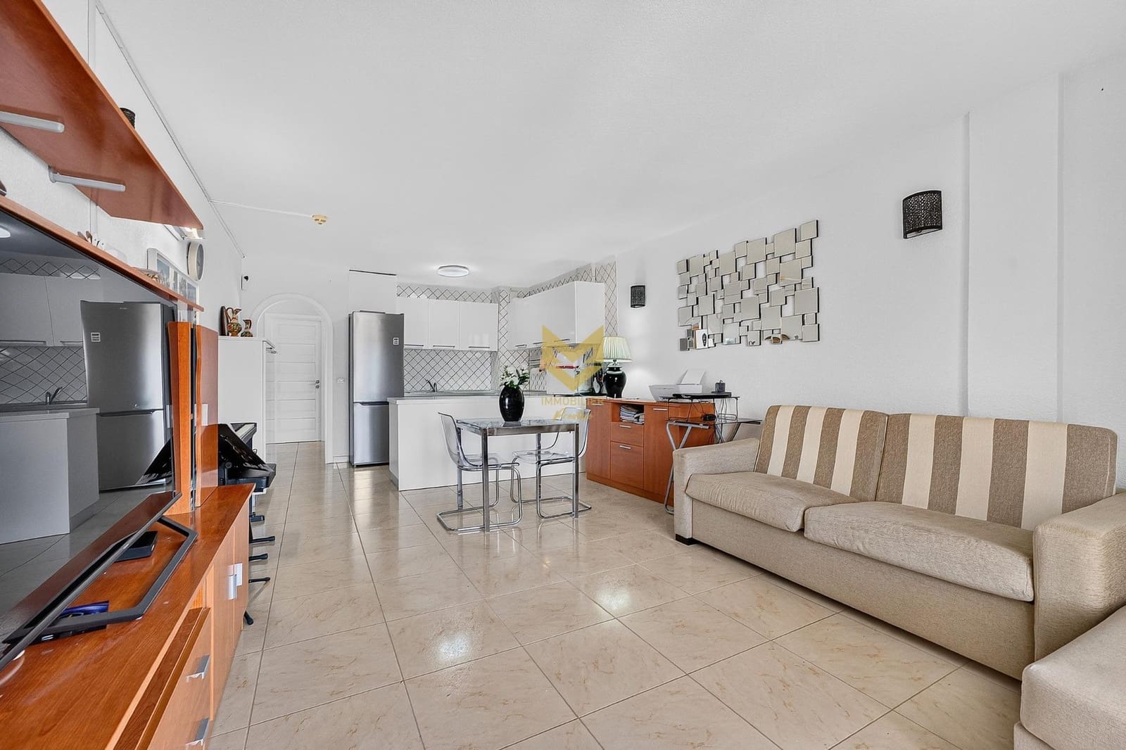 1 makuuhuone Huoneisto myytävänä paikassa Los Cristianos mukana uima-altaan - 350 000 € (Ref: 9943679)