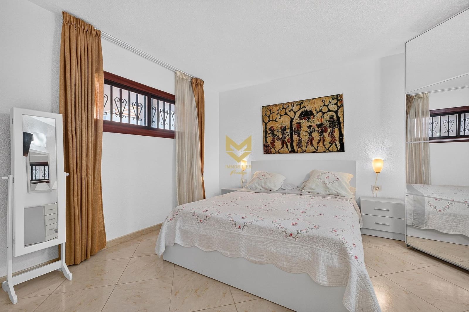 1 makuuhuone Huoneisto myytävänä paikassa Los Cristianos mukana uima-altaan - 350 000 € (Ref: 9943679)