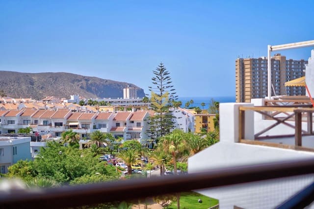 1 sypialnia Apartament na sprzedaż w Los Cristianos, Arona z basenem - 350 000 € (Ref: 9943679)