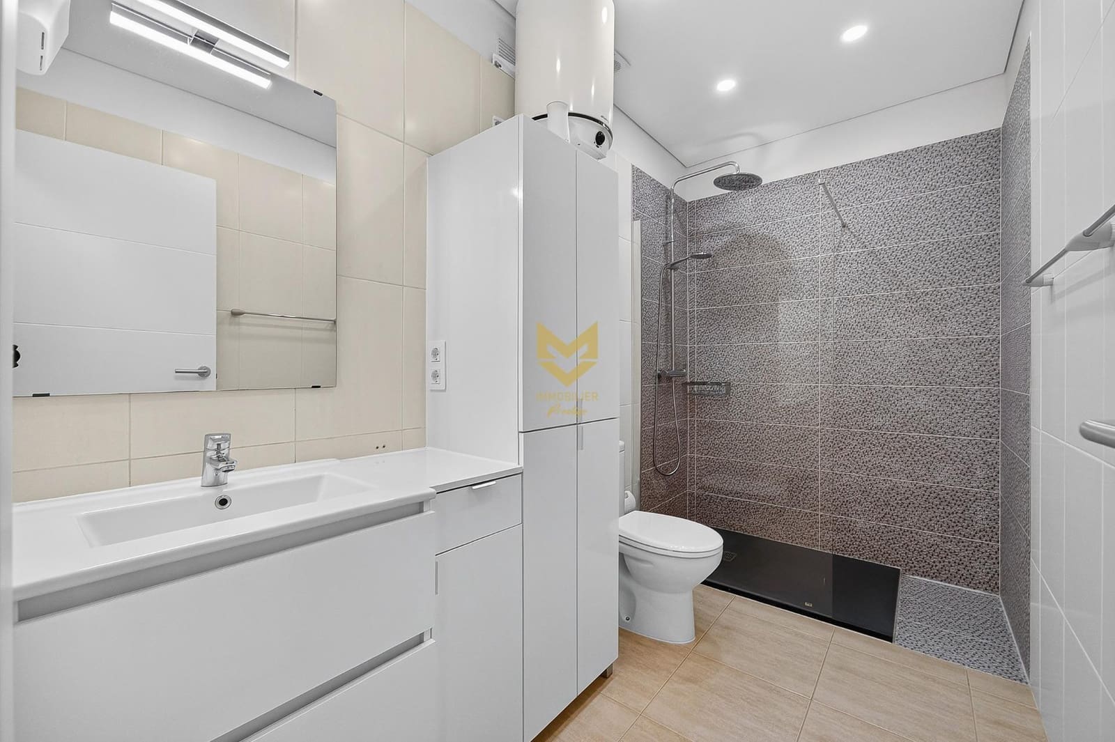 1 chambre Appartement à vendre à Playa San Juan avec garage - 249 000 € (Ref: 9958100)