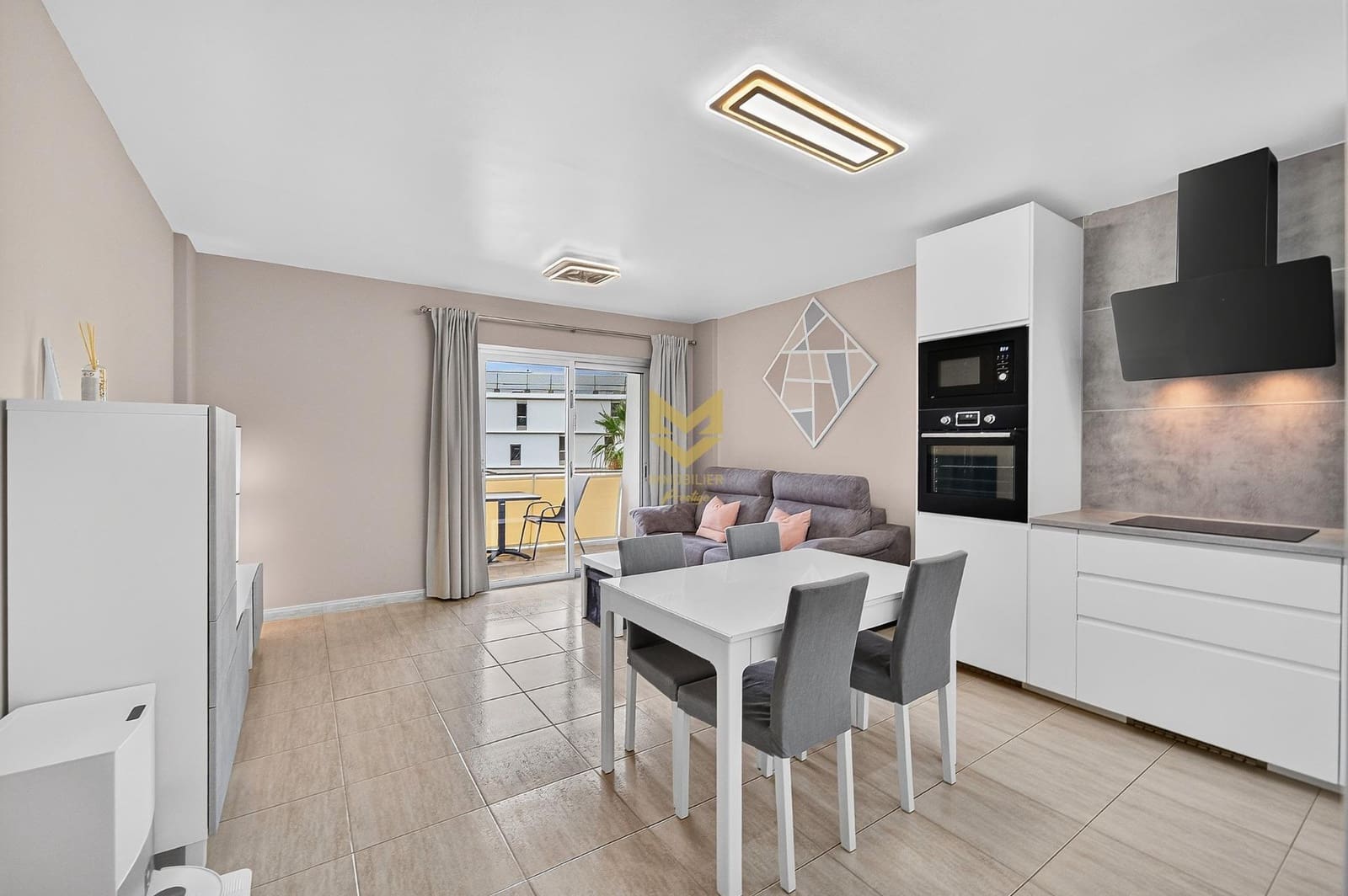 1 chambre Appartement à vendre à Playa San Juan avec garage - 249 000 € (Ref: 9958100)