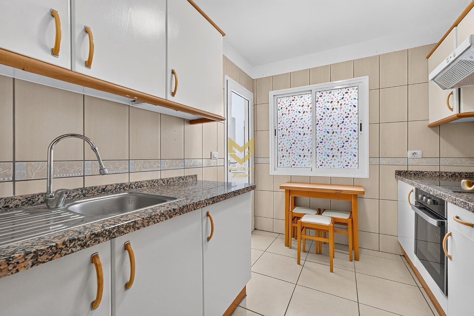 Apartamento de 2 habitaciones en Buzanada en venta - 219.000 € (Ref: 9975570)