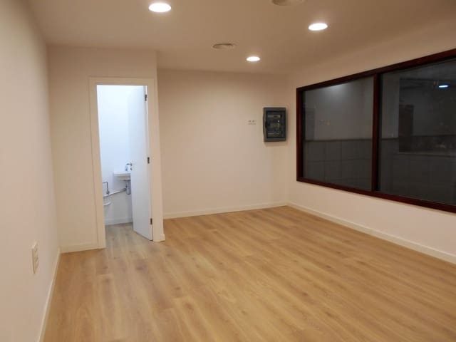 Erhverv til leje i Zona Centro, Santa Cruz de Tenerife - € 495 (Ref: 9100290)