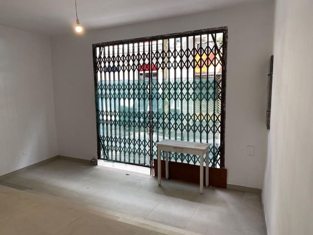 Erhverv til leje i Zona Centro, Santa Cruz de Tenerife - € 2.500 (Ref: 9111790)