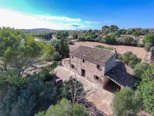 5 bedroom Finca/Country House for sale in Manacor - € 800,000 (Ref: 10035021)