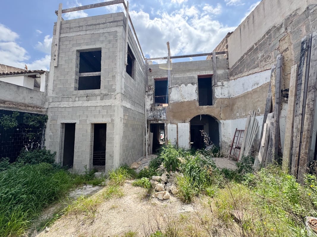 5 sypialnia Dom na sprzedaż w Vilafranca de Bonany z garażem - 320 000 € (Ref: 8782945)