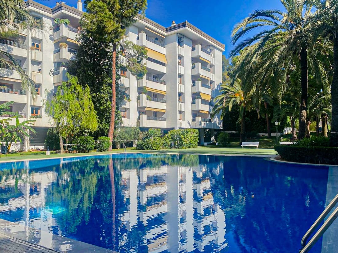 2 slaapkamer Flat te koop in Palma de Mallorca met zwembad garage - € 850.000 (Ref: 9075754)