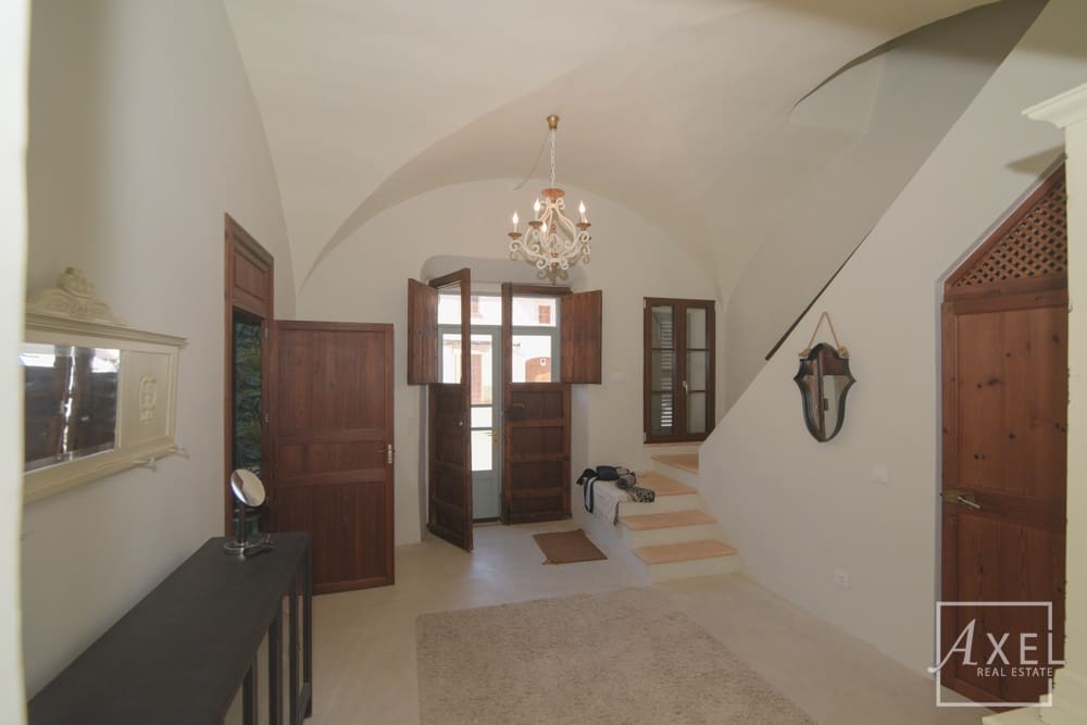 4 soveværelse Byhus til salg i Campos med swimmingpool garage - € 1.500.000 (Ref: 9246493)