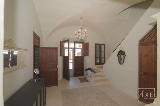 4 soverom Hus til salgs i Campos med svømmebasseng garasje - € 1 500 000 (Ref: 9246493)