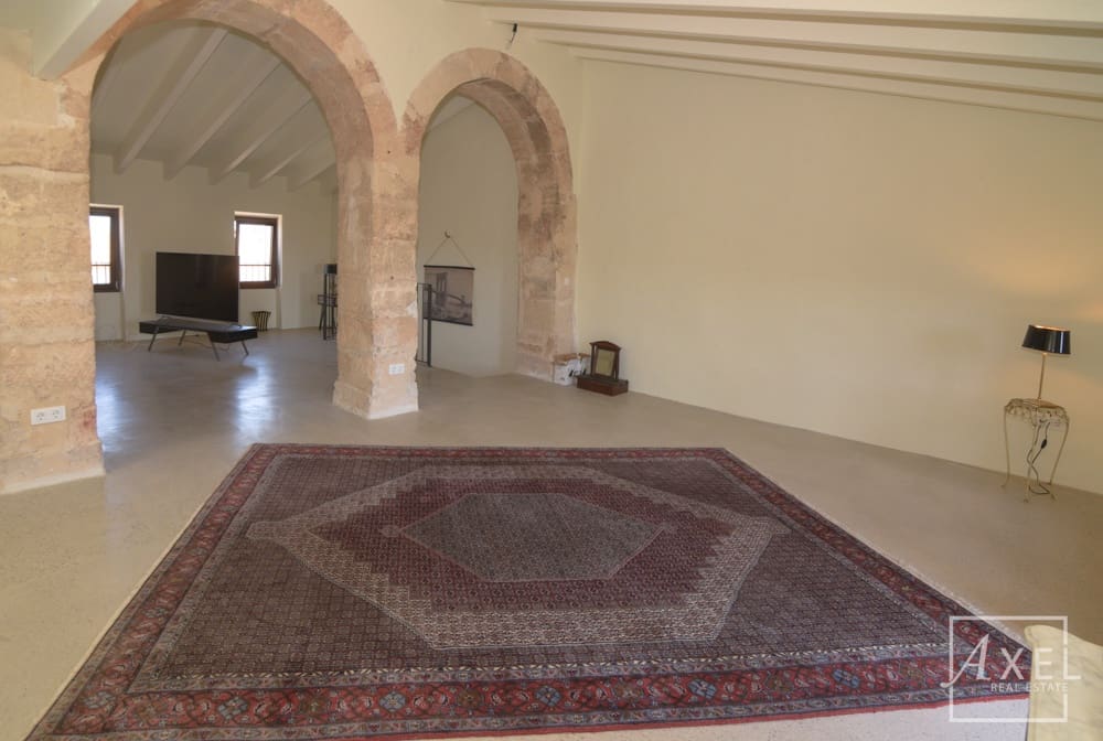 4 soveværelse Byhus til salg i Campos med swimmingpool garage - € 1.500.000 (Ref: 9246493)