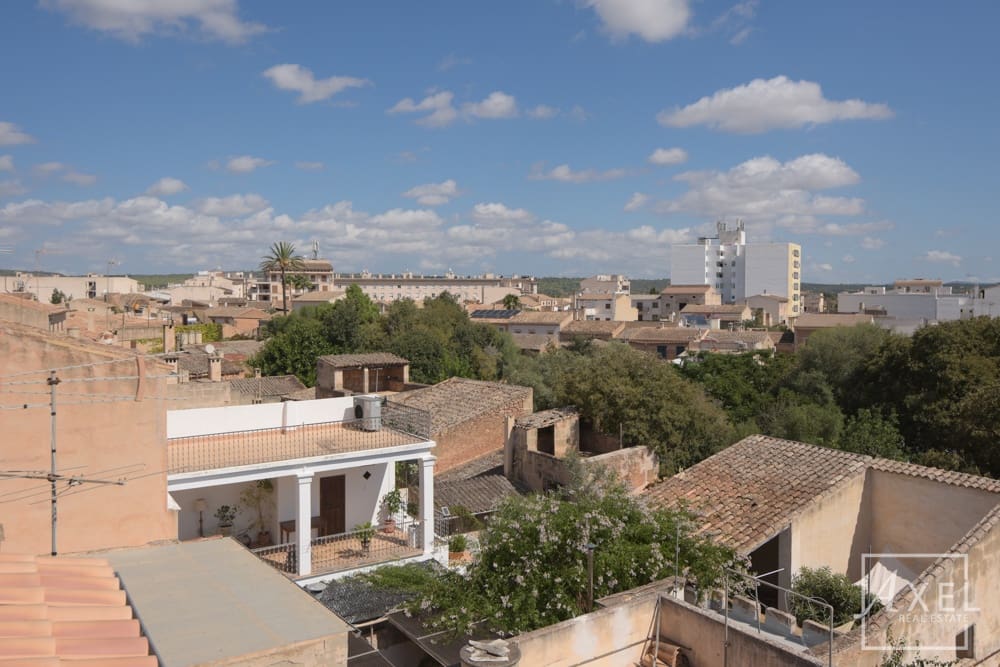 4 soveværelse Byhus til salg i Campos med swimmingpool garage - € 1.500.000 (Ref: 9246493)