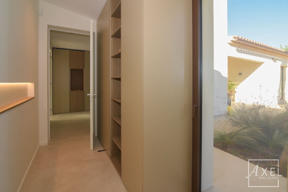 3 slaapkamer Finca/Landhuis te koop in Llucmajor met zwembad - € 6.300.000 (Ref: 9300752)