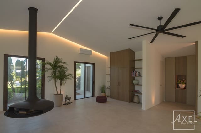 3 slaapkamer Finca/Landhuis te koop in Llucmajor met zwembad - € 6.300.000 (Ref: 9300752)