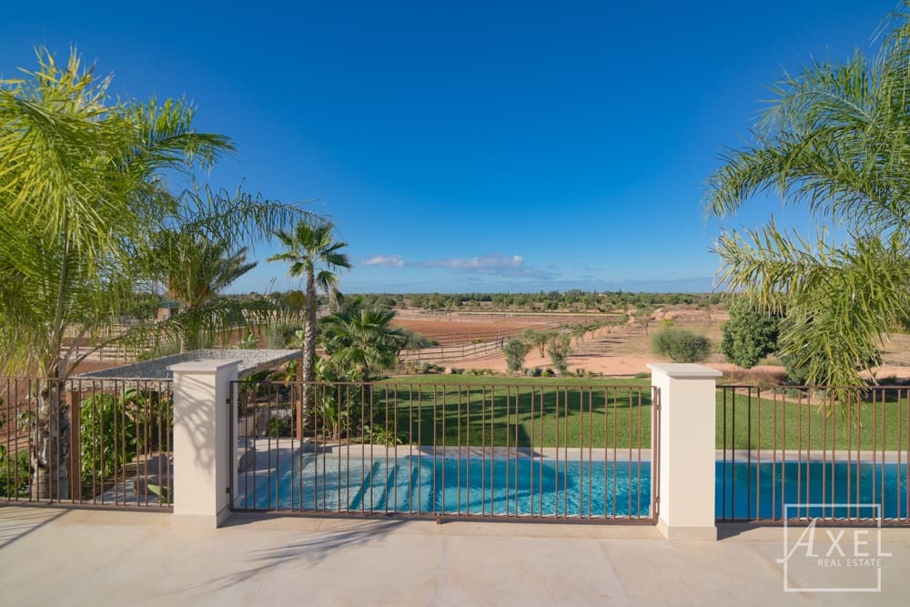 3 slaapkamer Finca/Landhuis te koop in Llucmajor met zwembad - € 6.300.000 (Ref: 9300752)