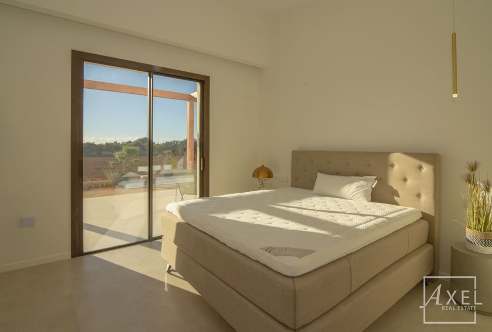 3 slaapkamer Finca/Landhuis te koop in Llucmajor met zwembad - € 6.300.000 (Ref: 9300752)