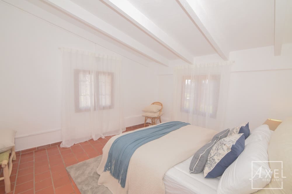 2 slaapkamer Finca/Landhuis te koop in Campos met zwembad garage - € 550.000 (Ref: 9349152)