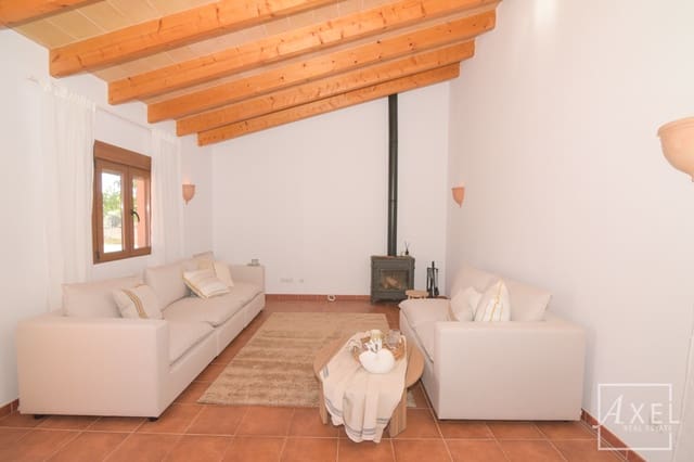 2 slaapkamer Finca/Landhuis te koop in Campos met zwembad garage - € 550.000 (Ref: 9349152)