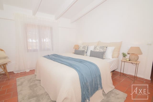 2 slaapkamer Finca/Landhuis te koop in Campos met zwembad garage - € 550.000 (Ref: 9349152)