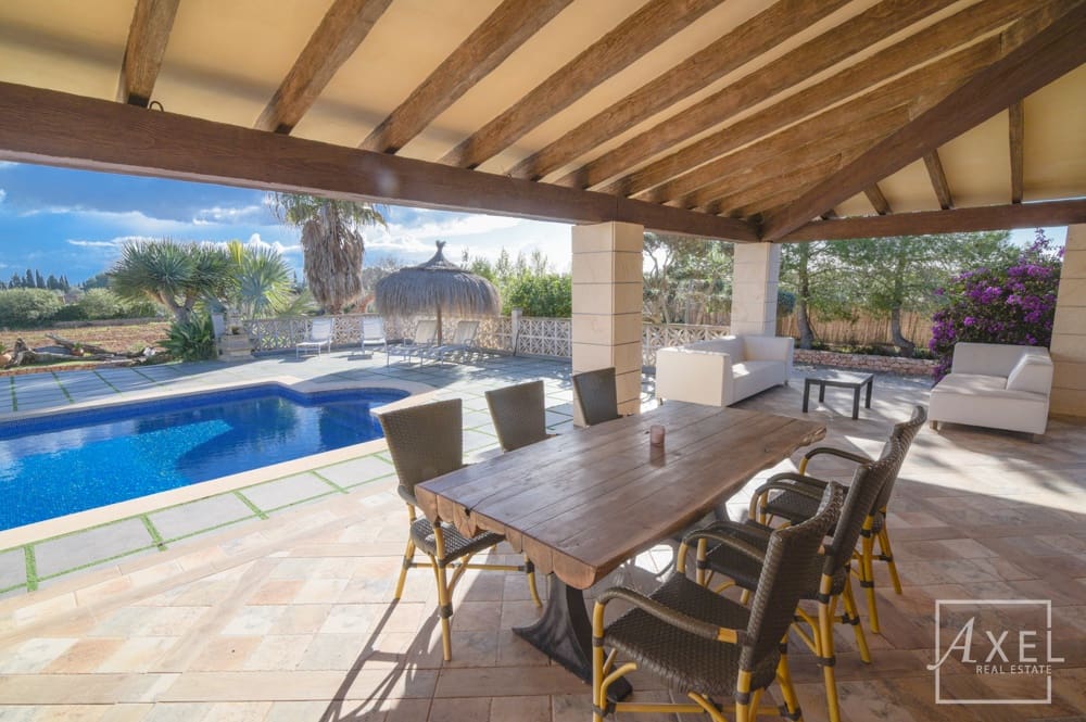 4 Zimmer Finca/Landgut zu verkaufen in Llucmajor mit Pool - 860.000 € (Ref: 9419106)
