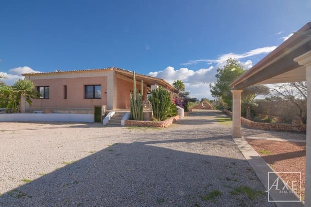 4 soveværelse Finca/Landehus til salg i Llucmajor med swimmingpool - € 860.000 (Ref: 9419106)