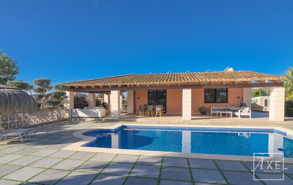 4 Zimmer Finca/Landgut zu verkaufen in Llucmajor mit Pool - 860.000 € (Ref: 9419106)