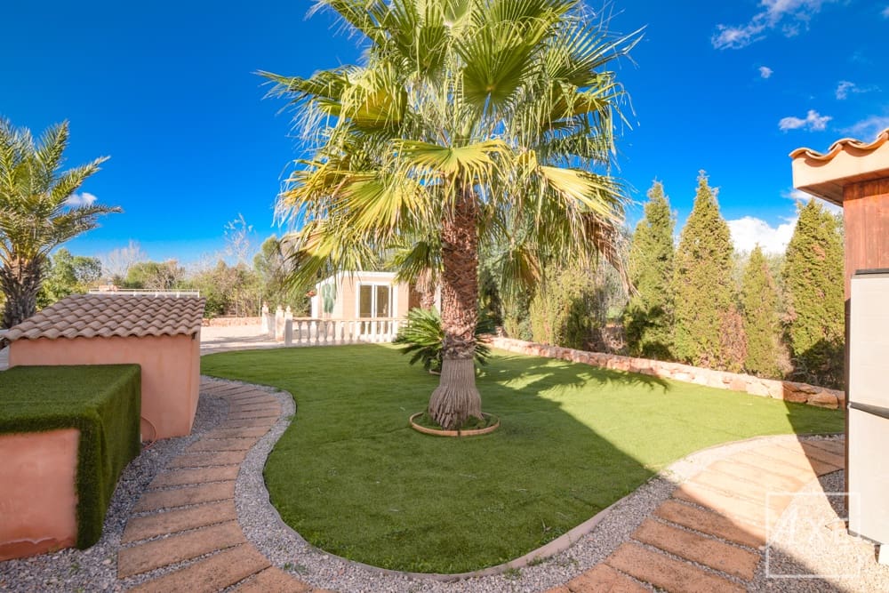 4 Zimmer Finca/Landgut zu verkaufen in Llucmajor mit Pool - 860.000 € (Ref: 9419106)