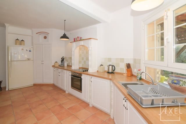 6 slaapkamer Villa te koop in Llucmajor met zwembad - € 1.200.000 (Ref: 9426960)