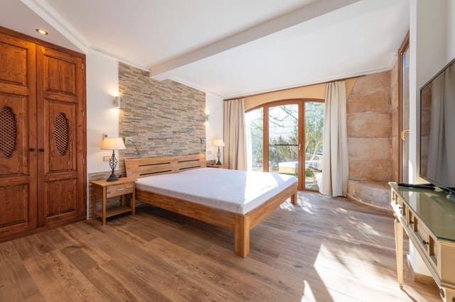 3 slaapkamer Finca/Landhuis te koop in Llucmajor met zwembad - € 635.000 (Ref: 9481914)