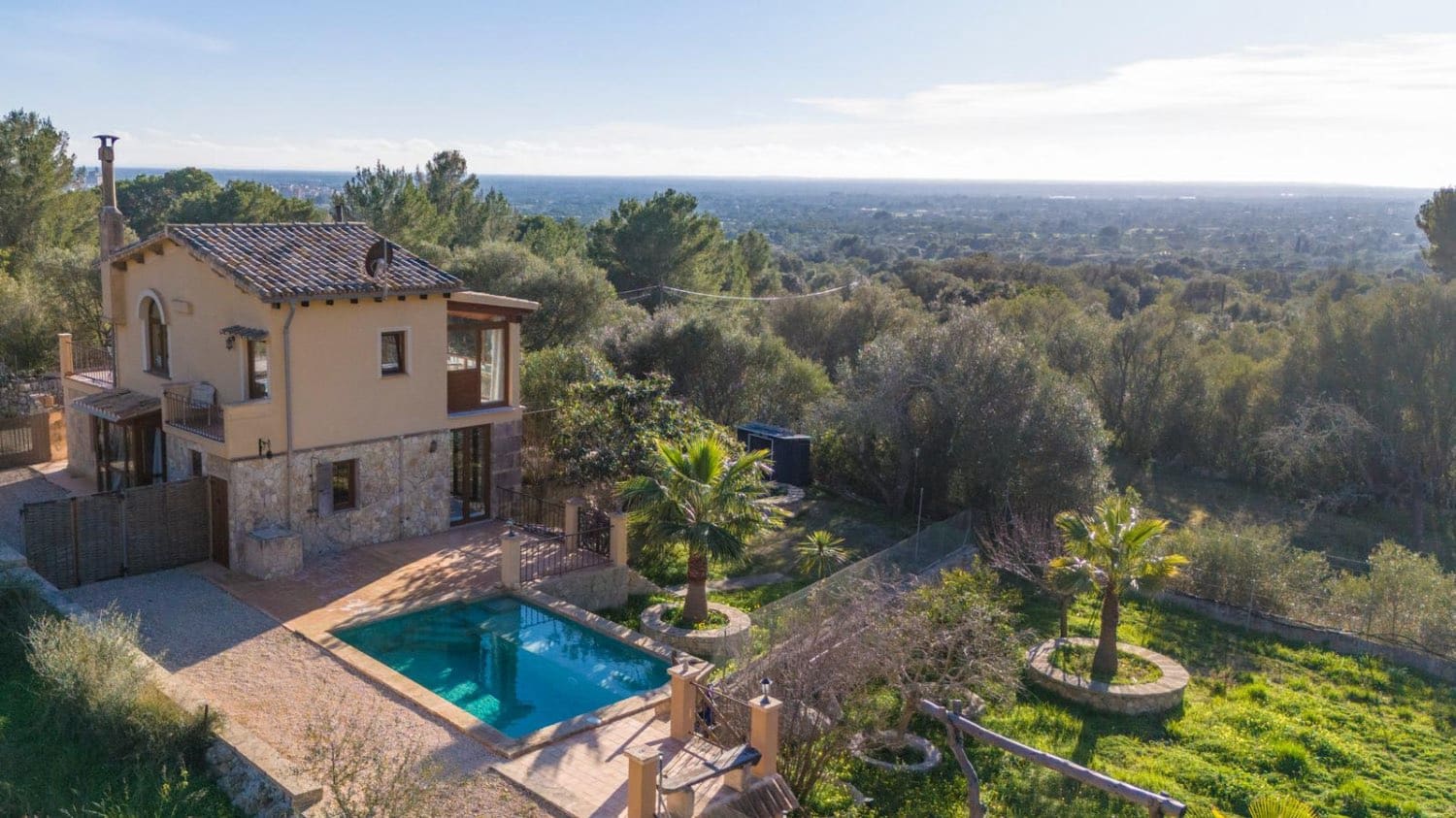 3 slaapkamer Finca/Landhuis te koop in Llucmajor met zwembad - € 635.000 (Ref: 9481914)