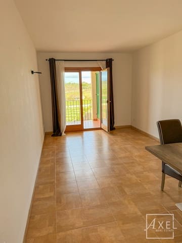 Piso de 3 habitaciones en Porreres en venta con piscina - 375.000 € (Ref: 9640342)