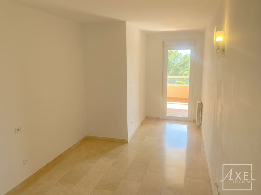 3 bedroom Flat for sale in Palma de Mallorca with pool - € 1,500,000 (Ref: 9928948)