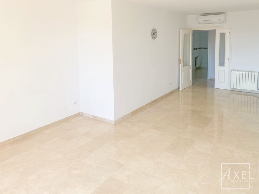 3 bedroom Flat for sale in Palma de Mallorca with pool - € 1,500,000 (Ref: 9928948)