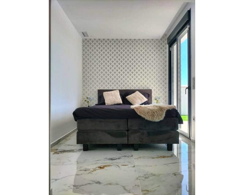 3 slaapkamer Villa te koop in Pinar de Campoverde met zwembad - € 399.000 (Ref: 7479192)