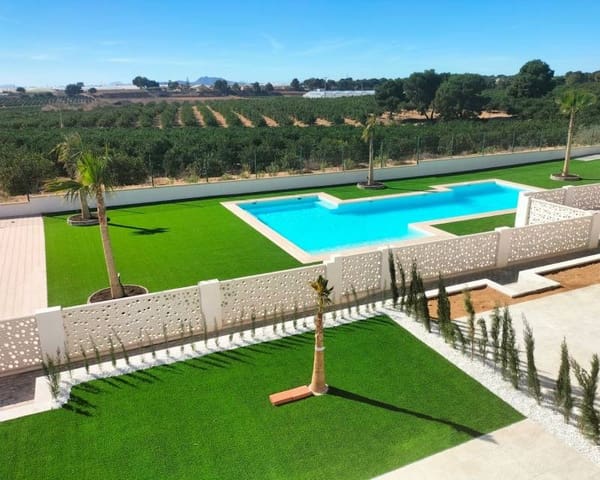 3 slaapkamer Villa te koop in Pinar de Campoverde, Pilar de la Horadada met zwembad - € 399.000 (Ref: 7479192)