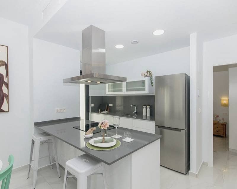 3 slaapkamer Villa te koop in Vistabella met zwembad - € 329.000 (Ref: 7518317)