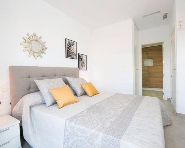 3 Zimmer Villa zu verkaufen in Los Montesinos mit Pool - 332.900 € (Ref: 7636292)