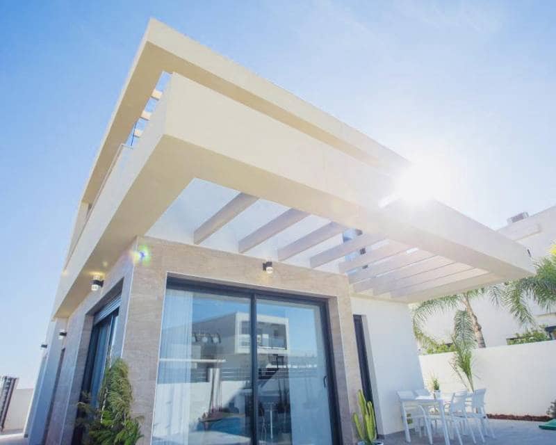 3 bedroom Villa for sale in Los Montesinos with pool - € 332,900 (Ref: 7636292)