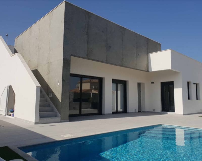 3 makuuhuone Huvila myytävänä paikassa Pinar de Campoverde mukana uima-altaan - 399 995 € (Ref: 7639176)