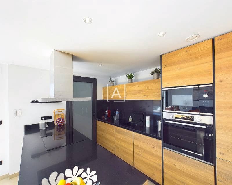 3 soveværelse Lejlighed til salg i Los Dolses med swimmingpool garage - € 559.000 (Ref: 8094685)